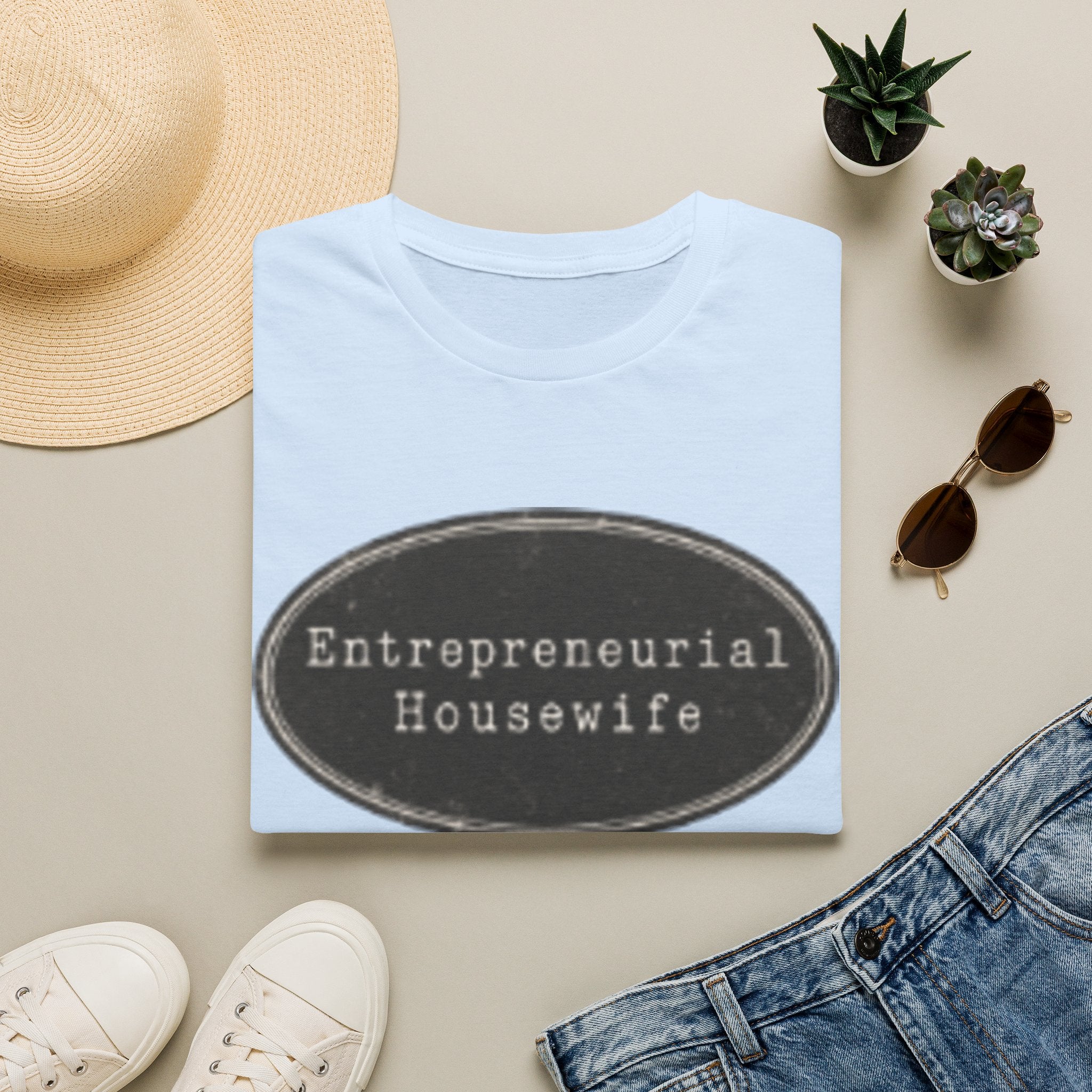 Entrepreneurial Housewife T-Shirt — Vintage Typewriter Badge Tee for Women Entrepreneurs