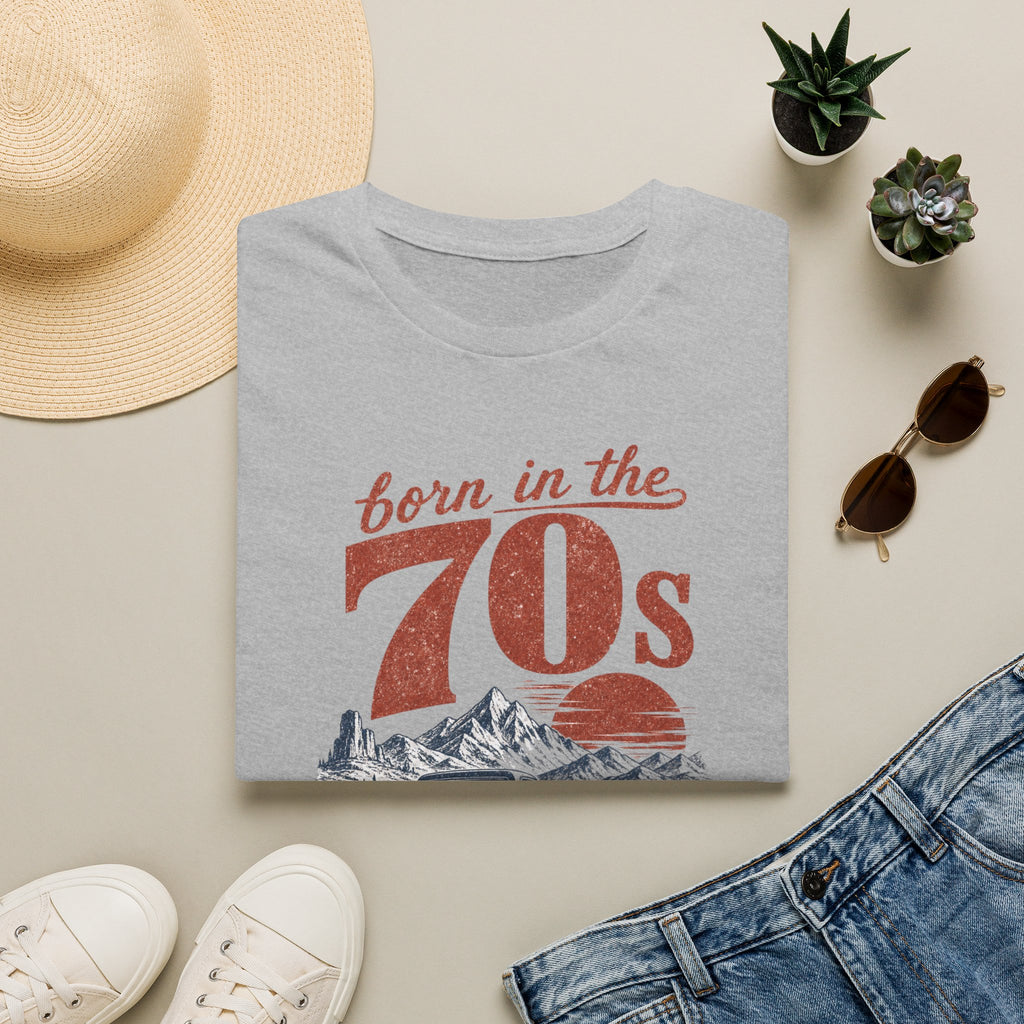 Born in the 70s T-Shirt — Retro 1970s Vintage Sunset Tee