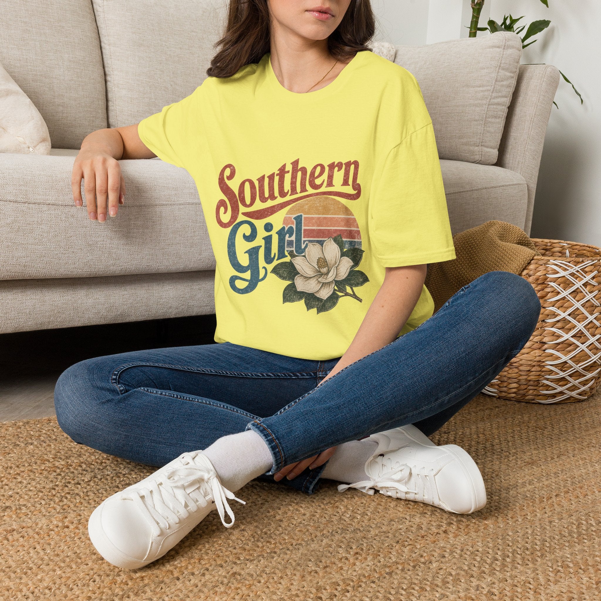 Southern Girl T-Shirt — Vintage Retro Magnolia Tee