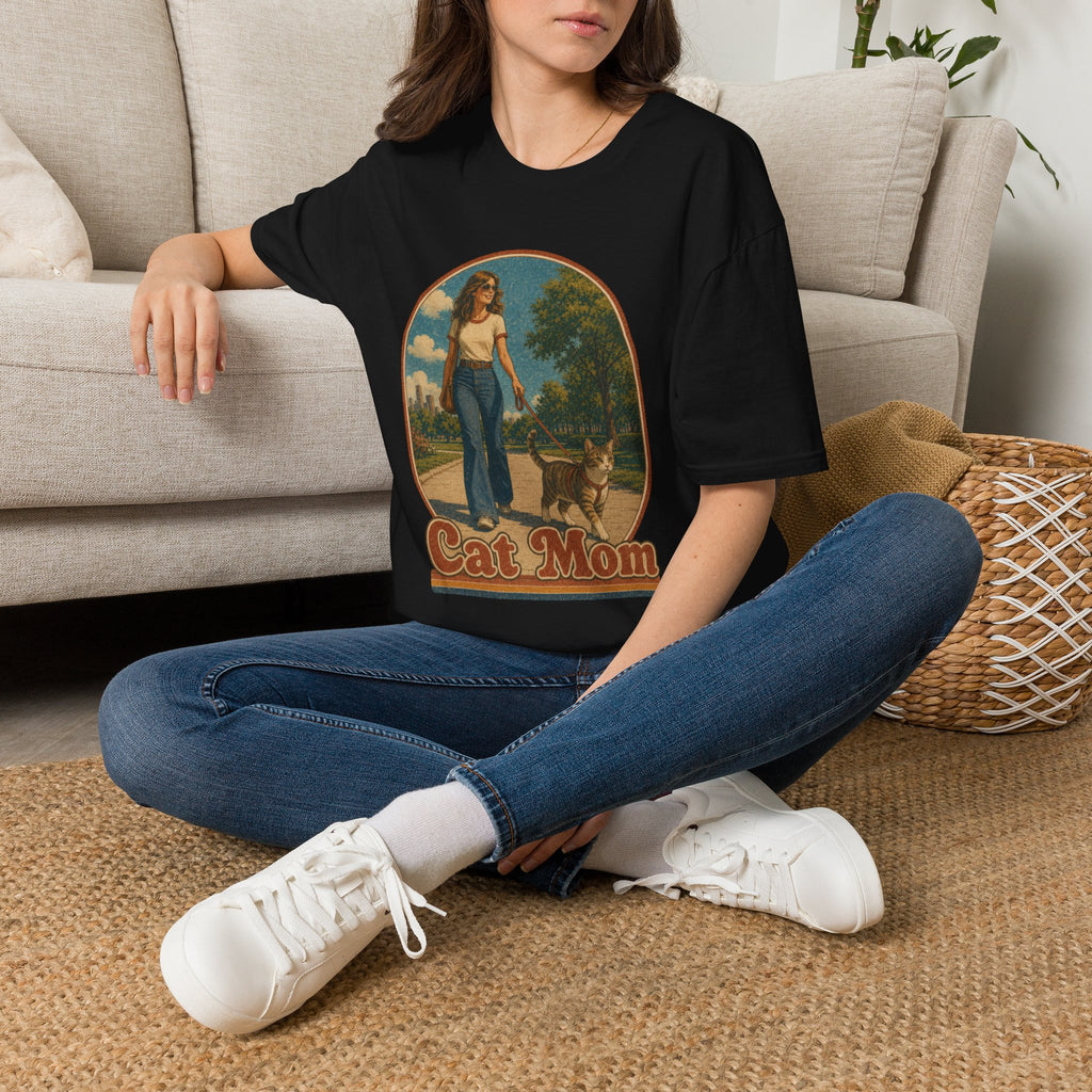 Retro 'Cat Mom' T-Shirt — Vintage Woman & Cat Graphic
