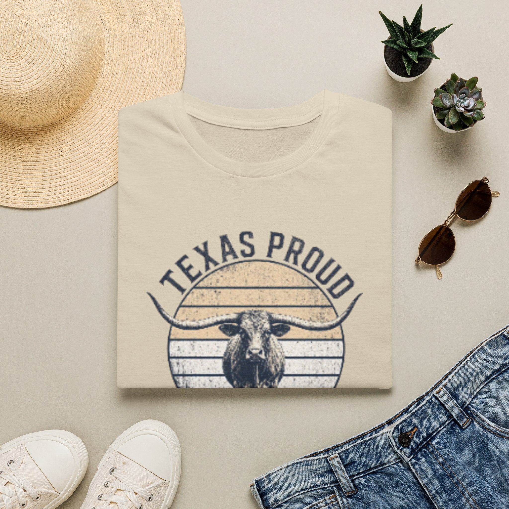 Texas Proud "Born to Roam" T-Shirt — Vintage Longhorn Tee for Texas Lovers